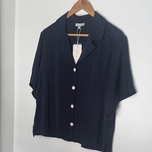 *NEW* w/tag Midnight Black Button-Down blouse